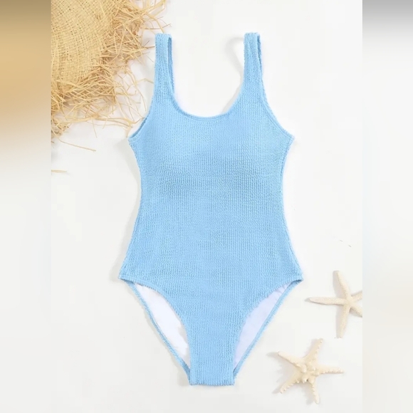 Fashionable Solid Color Textured Low Back One-Piece Swimsuit - Picture 3 of 5